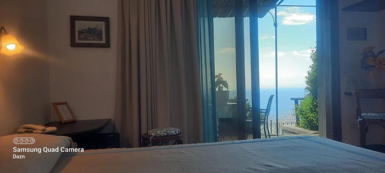 Hotel La Giada Del Mesco 레반토 외부 사진