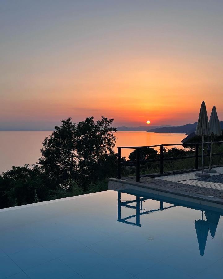Hotel La Giada Del Mesco 레반토 외부 사진